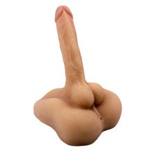 Juguetes Tabú Dildo Mega Realista con Ano y Ventosa - 18 cm para la Máxima Libertad de Manos.